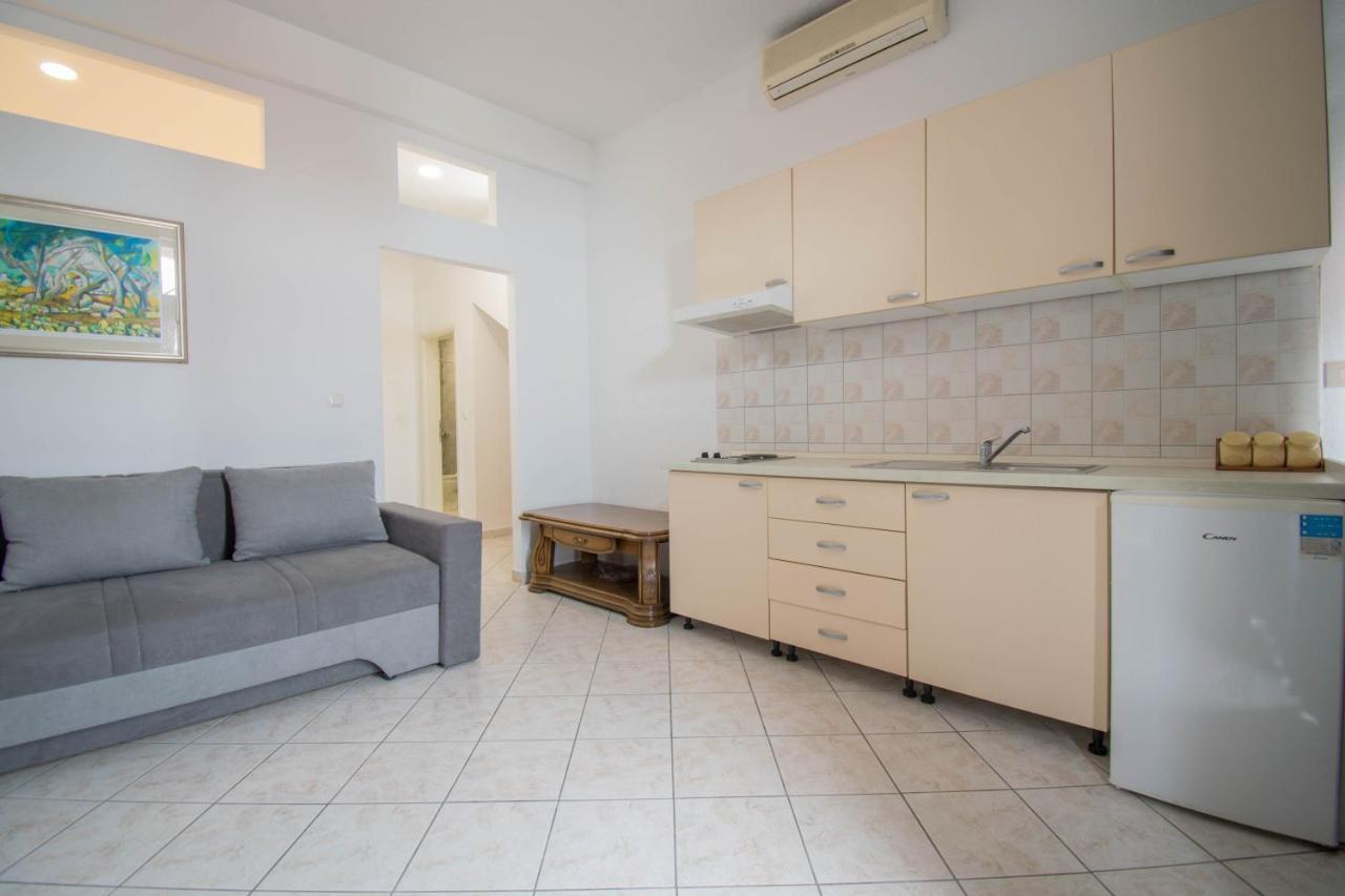 Apartments Manuela - Baška Voda Kültér fotó