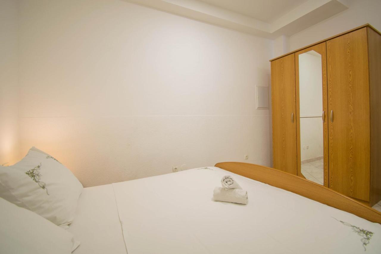 Apartments Manuela - Baška Voda Kültér fotó